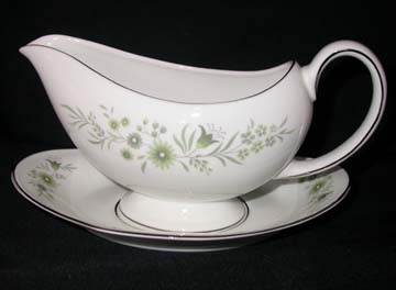 Wedgwood Westbury Gravy Boat & Underplate