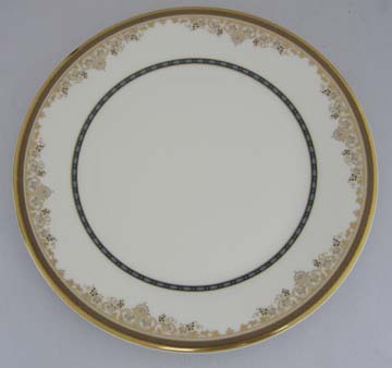 Royal Doulton Winchester  H5094 Plate - Dinner